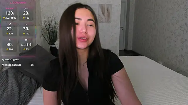 Megan Williamms online show from November 9, 2025, 9:46 am