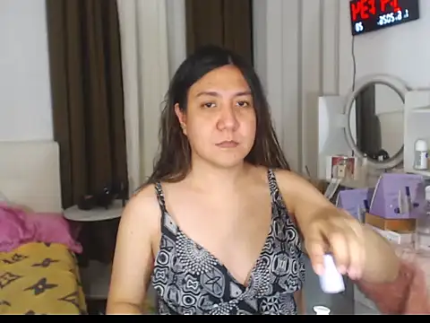 stellahugeX online show from June 1, 2026, 11:43 am