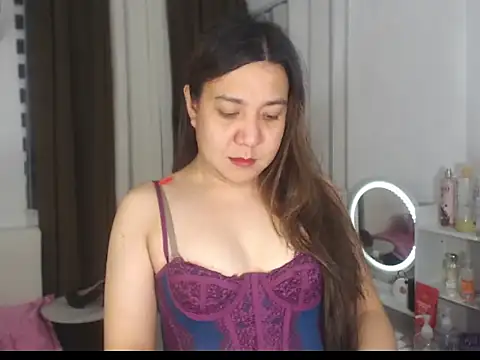 stellahugeX online show from March 1, 2026, 4:18 pm