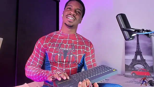 Snapshot of andyadan chatting on November 30, 2025, 9:21 am andyadan online show from November 30, 2025, 9:21 am