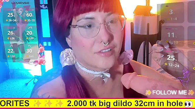 BrunnaMoore  online show from June 18, 2026, 8:14 pm