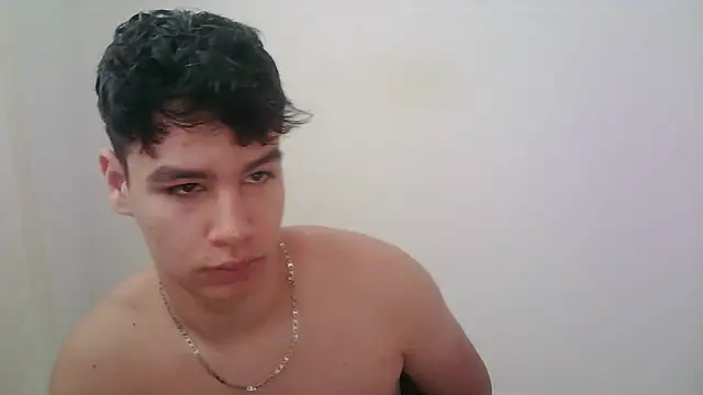 Snapshot of zeus_181 chatting on December 3, 2025, 12:59 pm zeus 181 online show from December 3, 2025, 12:59 pm