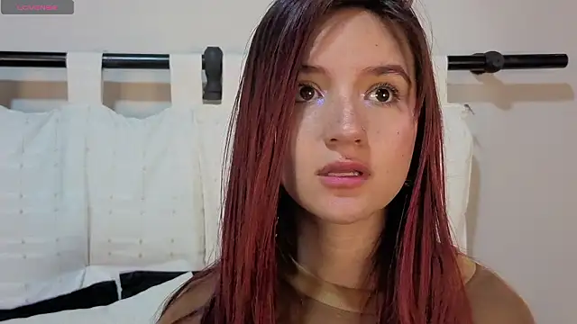 ashly jones  online show from March 13, 2026, 4:28 am