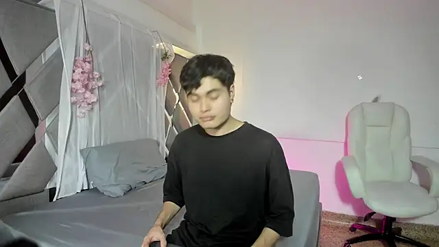 Molly sweetlove online show from November 7, 2025, 6:23 pm