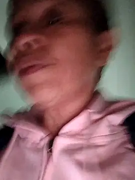 Snapshot of Merybeks chatting on October 10, 2025, 10:38 am Merybeks online show from October 10, 2025, 10:38 am