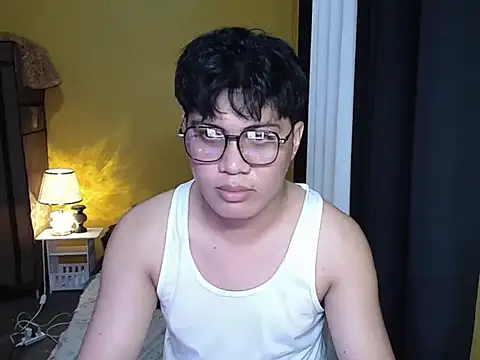 Snapshot of Lowel_Smith chatting on September 26, 2025, 1:07 pm Lowel Smith online show from September 26, 2025, 1:07 pm