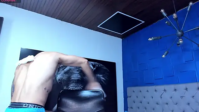 andres-clark92 online show from March 6, 2026, 3:18 pm