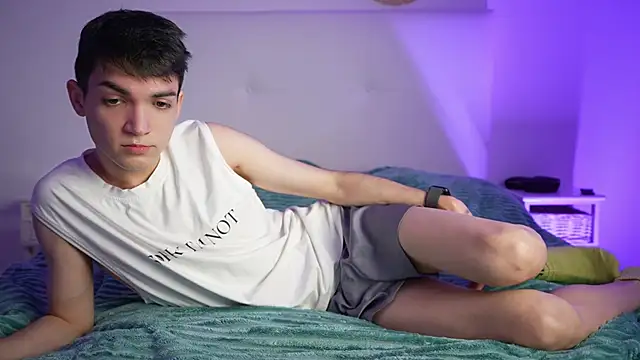 Snapshot of MattyandAiden chatting on February 5, 2026, 6:37 pm MattyandAiden online show from February 5, 2026, 6:37 pm