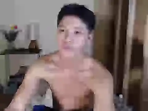 Snapshot of darryl_hugecok chatting on February 11, 2026, 9:36 pm darryl hugecok online show from February 11, 2026, 9:36 pm