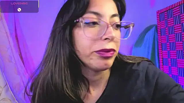 Snapshot of Miranda_sexlove_ chatting on February 15, 2026, 1:06 am Miranda sexlove online show from February 15, 2026, 1:06 am