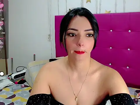 Snapshot of sara_arias00 chatting on November 3, 2025, 11:25 am sara arias00 online show from November 3, 2025, 11:25 am