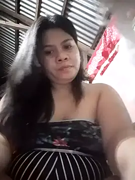 Snapshot of phoenix_1994 chatting on April 9, 2026, 9:10 pm phoenix 1994 online show from April 9, 2026, 9:10 pm
