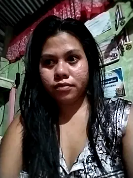 Snapshot of phoenix_1994 chatting on May 5, 2026, 8:45 pm phoenix 1994 online show from May 5, 2026, 8:45 pm