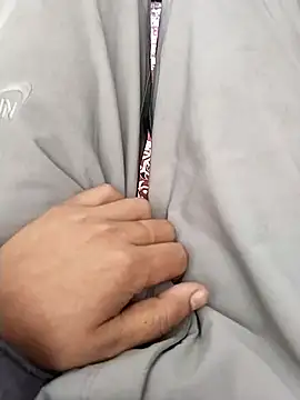 zorhotty online show from November 7, 2025, 5:34 am