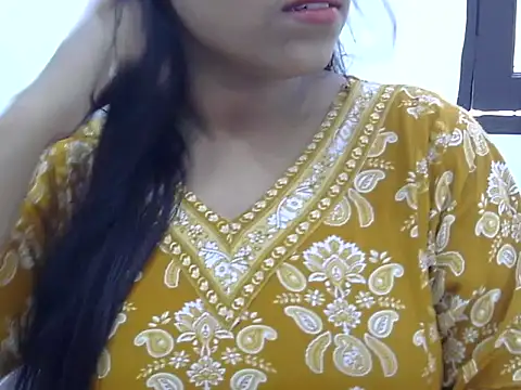 Snapshot of LIYO_ chatting on September 23, 2025, 6:09 am LIYO online show from September 23, 2025, 6:09 am