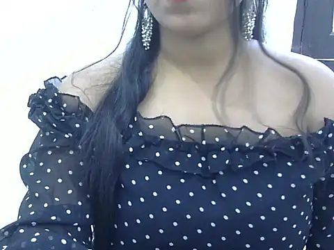 Snapshot of LIYO_ chatting on September 11, 2025, 7:30 am LIYO online show from September 11, 2025, 7:30 am