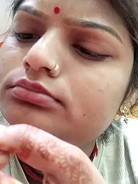 Snapshot of Hot_mirchjii chatting on November 4, 2025, 1:42 am Hot mirchjii online show from November 4, 2025, 1:42 am