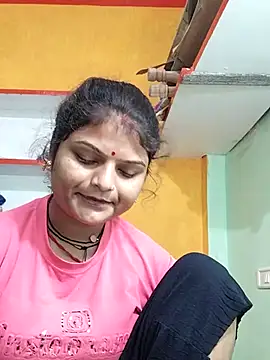 Snapshot of Hot_mirchjii chatting on November 3, 2025, 4:28 am Hot mirchjii online show from November 3, 2025, 4:28 am