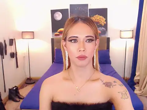 Snapshot of PreciousAmore chatting on December 18, 2025, 3:00 am PreciousAmore online show from December 18, 2025, 3:00 am