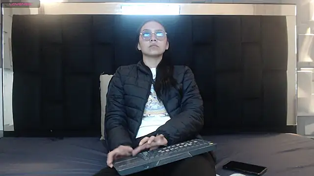 katalina07 1 online show from February 3, 2026, 2:44 pm