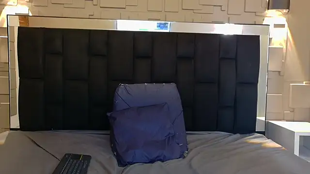 Snapshot of katalina07_1 chatting on November 7, 2025, 3:05 pm katalina07 1 online show from November 7, 2025, 3:05 pm