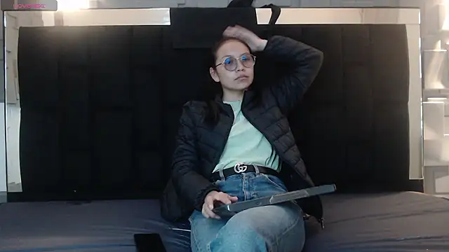 katalina07 1 online show from February 5, 2026, 2:24 pm