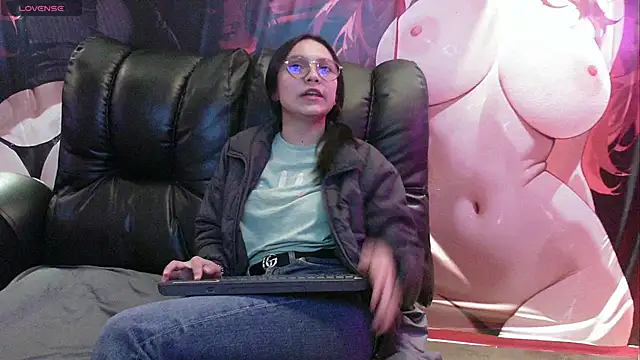 Snapshot of katalina07_1 chatting on October 24, 2025, 4:28 pm katalina07 1 online show from October 24, 2025, 4:28 pm