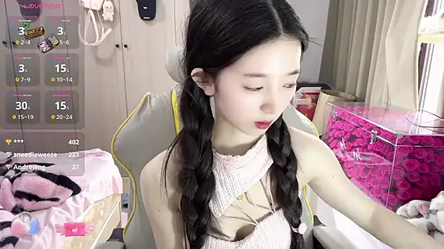 Snapshot of OiOi-666 chatting on February 11, 2026, 2:11 am OiOi-666 online show from February 11, 2026, 2:11 am