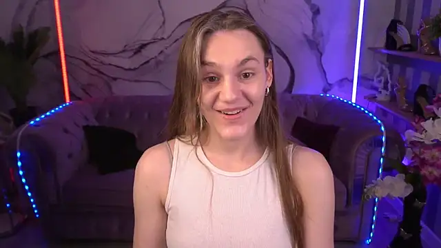 DiamondGoldie online show from September 12, 2025, 6:46 am