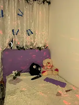 Snapshot of Linda_Bellucci chatting on February 8, 2026, 4:21 am Linda Bellucci online show from February 8, 2026, 4:21 am