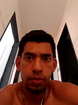 Negritohot2828 online show from October 17, 2025, 4:31 pm