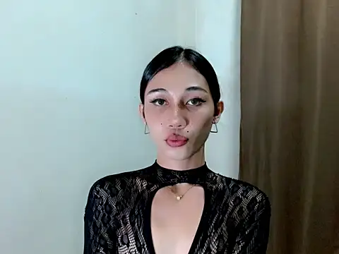 Snapshot of Urfucking_khloe1 chatting on November 12, 2025, 11:03 am Urfucking khloe1 online show from November 12, 2025, 11:03 am