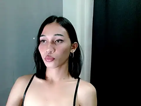 Snapshot of Urfucking_khloe1 chatting on November 27, 2025, 5:57 pm Urfucking khloe1 online show from November 27, 2025, 5:57 pm