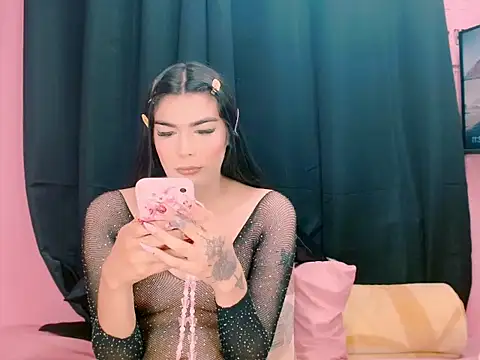  crystal23  online show from October 19, 2025, 5:10 am