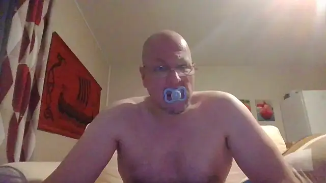 Snapshot of Boddman chatting on February 4, 2026, 6:58 pm Boddman online show from February 4, 2026, 6:58 pm