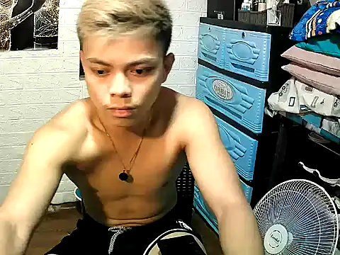 Pinoy slutcummer69 online show from November 13, 2025, 7:34 am