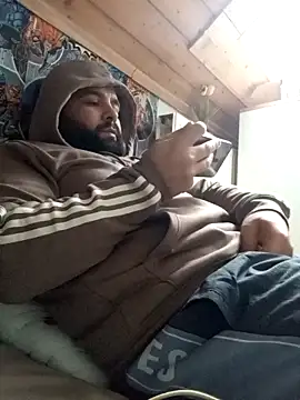 german turk online show from November 23, 2025, 11:09 am