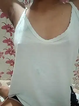 Snapshot of Meenaksi-singh chatting on September 10, 2025, 11:26 pm Meenaksi-singh online show from September 10, 2025, 11:26 pm