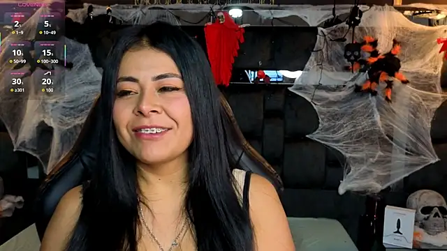 Aniajoness  online show from November 2, 2025, 4:17 am