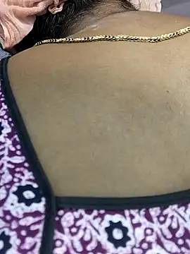 Snapshot of telugu_Geetha30 chatting on September 15, 2025, 4:13 am telugu Geetha30 online show from September 15, 2025, 4:13 am