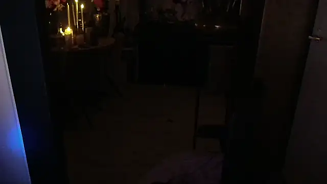 Mrs-Aurora online show from February 15, 2026, 11:47 pm