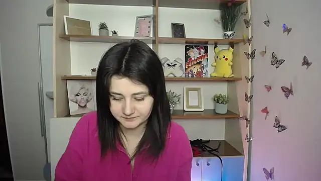 Katrin kiss  online show from April 8, 2026, 12:28 pm