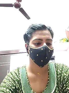 Snapshot of Tamil-Meenu12 chatting on October 28, 2025, 7:51 am Tamil-Meenu12 online show from October 28, 2025, 7:51 am