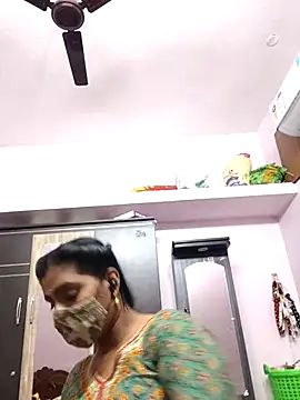 Snapshot of Tamil-Meenu12 chatting on December 2, 2025, 7:32 am Tamil-Meenu12 online show from December 2, 2025, 7:32 am