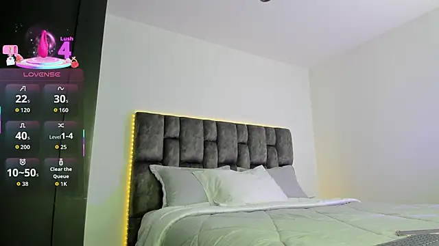 Snapshot of arianna_000 chatting on September 10, 2025, 1:32 pm arianna 000 online show from September 10, 2025, 1:32 pm