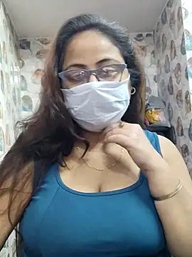 nisha 1110 online show from November 24, 2025, 2:28 pm