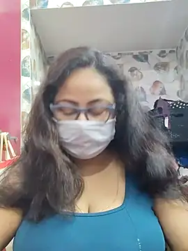 nisha 1110 online show from April 9, 2026, 2:12 pm