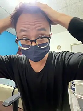 Snapshot of Rmangotw chatting on February 24, 2026, 1:45 pm Rmangotw online show from February 24, 2026, 1:45 pm