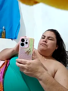 Snapshot of yaneth_ chatting on November 13, 2025, 1:53 am yaneth online show from November 13, 2025, 1:53 am