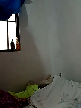 Snapshot of yaneth_ chatting on October 20, 2025, 11:22 am yaneth online show from October 20, 2025, 11:22 am